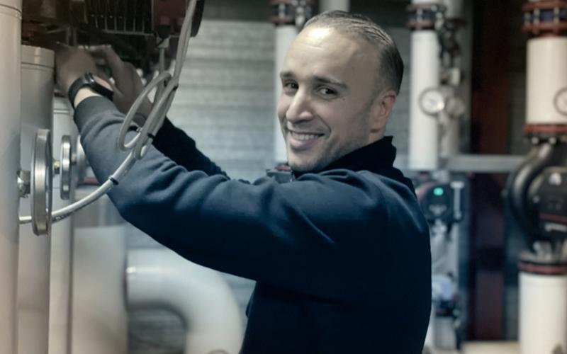Als servicemonteur voer jij volledig en effici&euml;nt onderhoud uit. Bij storingen zorg je voor een slimme, passende oplossing die aansluit op de wensen van de klant. 