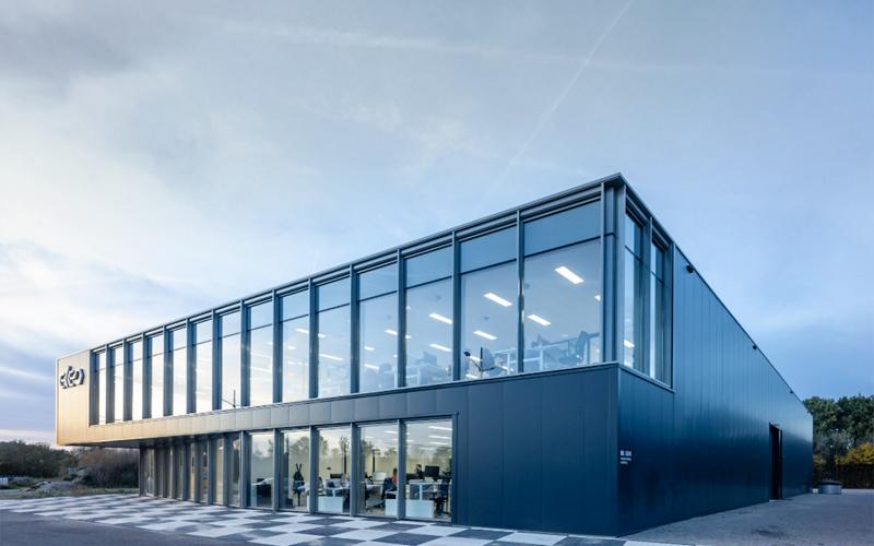 1.610 m2
